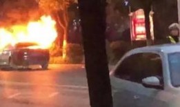 小孩在火车上爆料视频,小孩爆料视频揭示旅途趣事